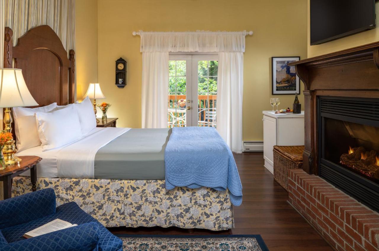 Queen Room Balcony